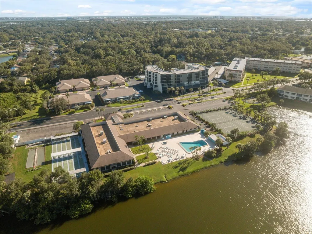 9860 62nd Terrace N St Petersburg FL 33708