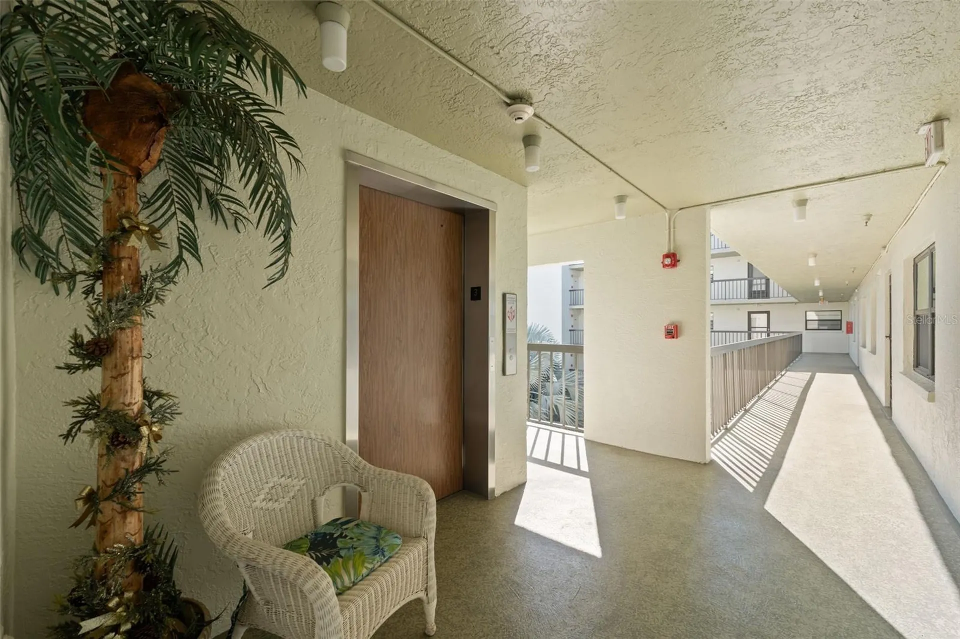 9860 62nd Terrace N St Petersburg FL 33708