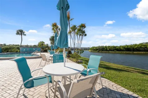 9860 62nd Terrace N St Petersburg FL 33708