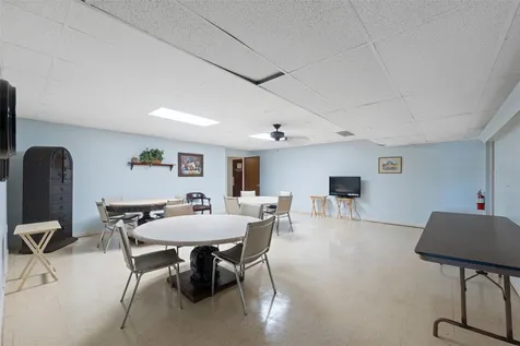 9860 62nd Terrace N St Petersburg FL 33708