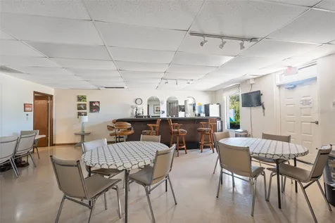 9860 62nd Terrace N St Petersburg FL 33708