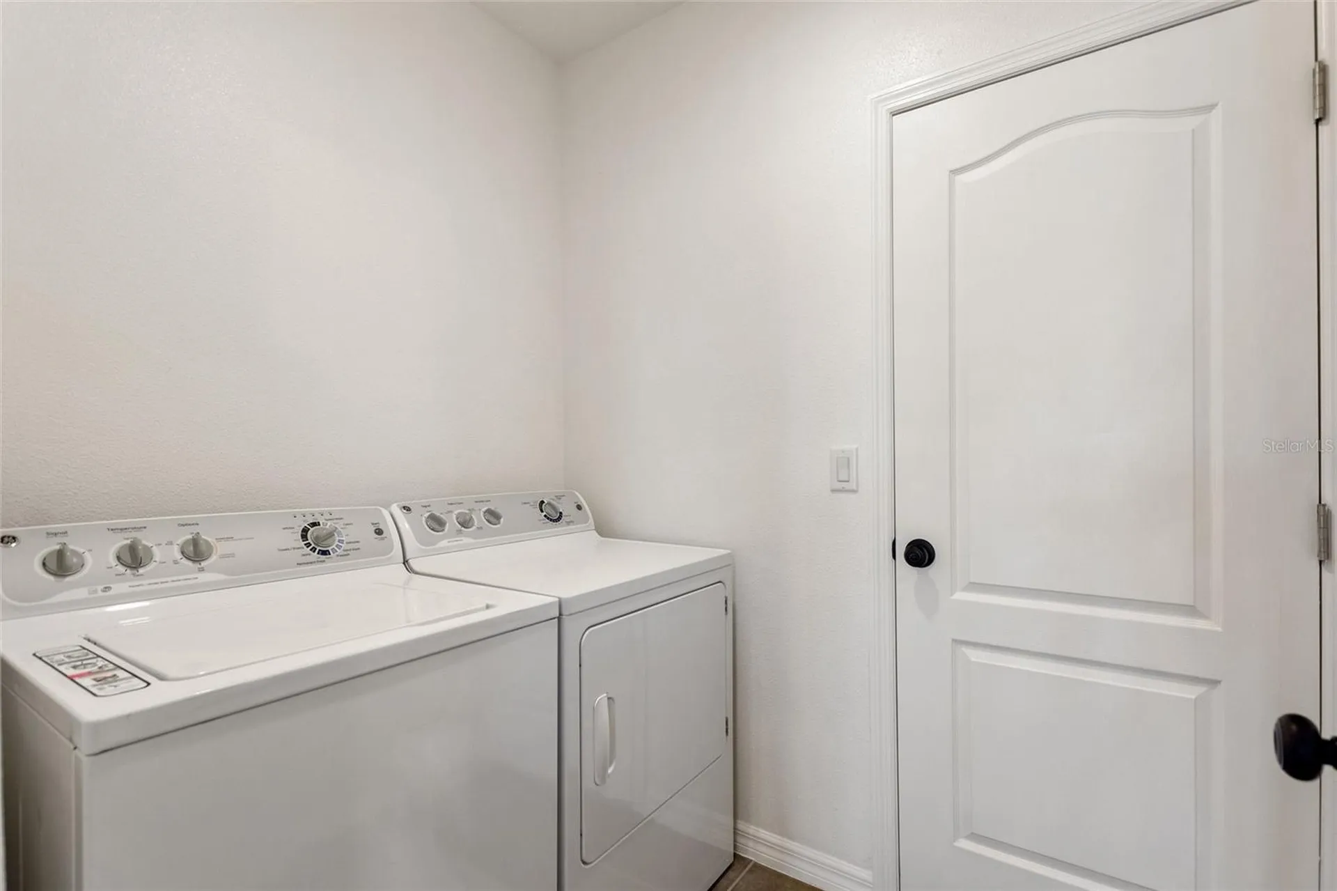 3284 Lynrock Avenue Dundee FL 33838