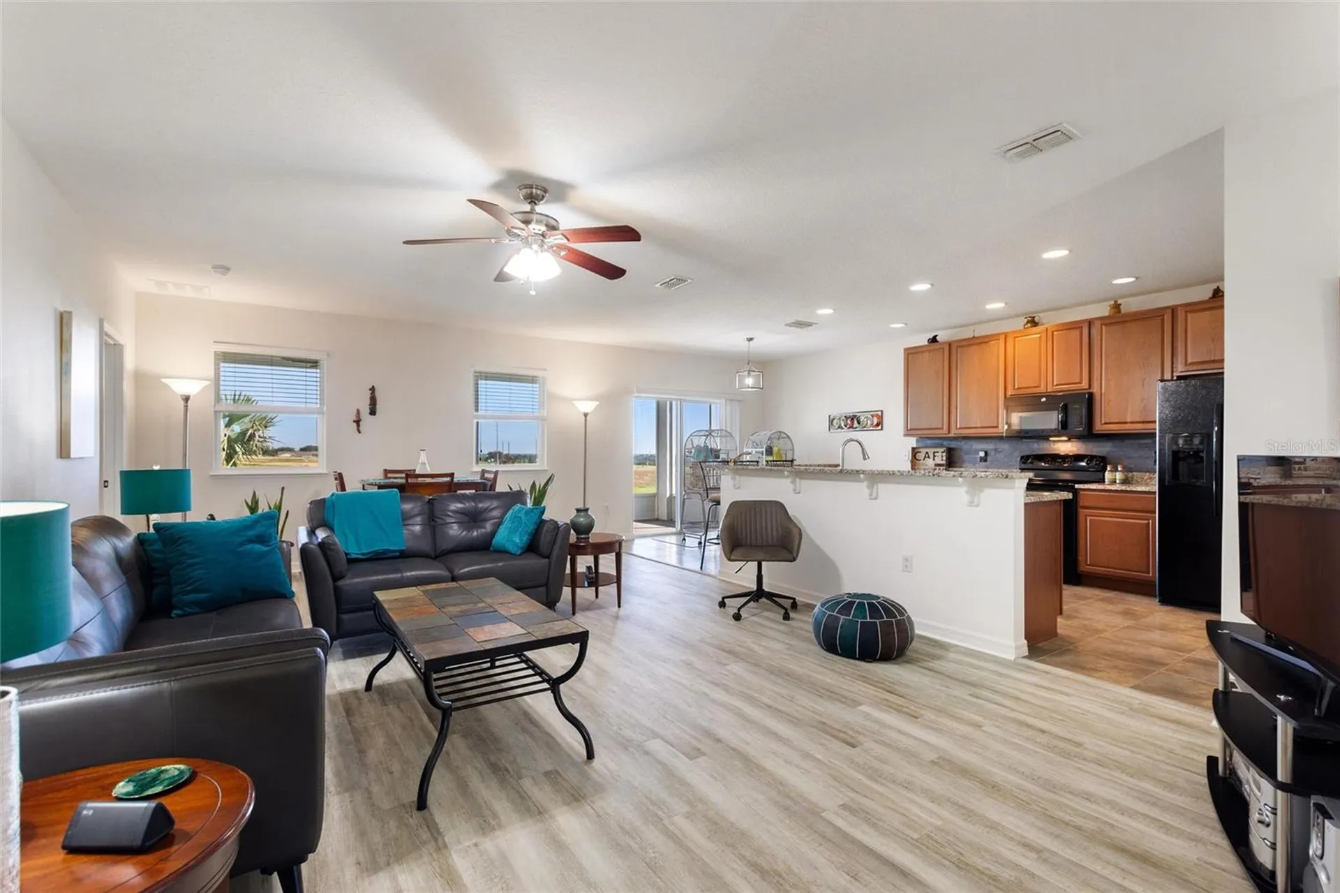 3284 Lynrock Avenue Dundee FL 33838