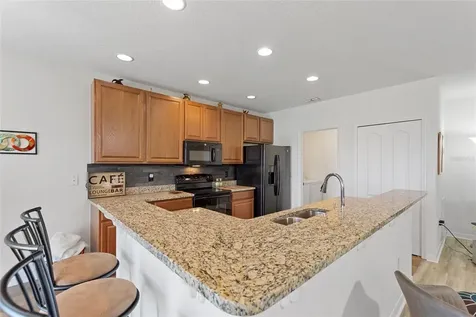 3284 Lynrock Avenue Dundee FL 33838