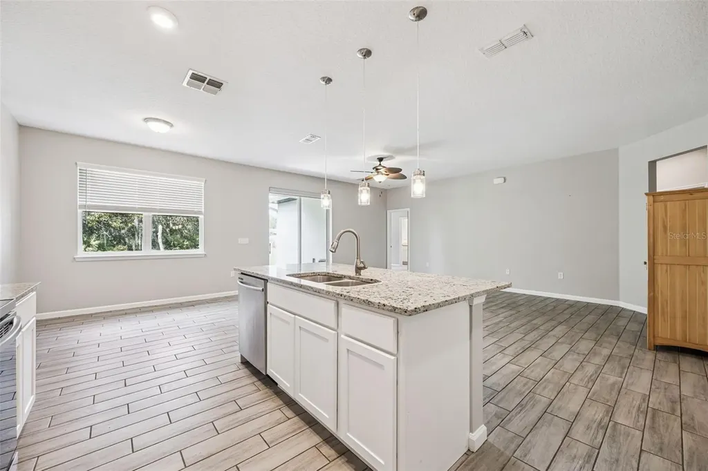 1510 Central Parkway Deland FL 32724
