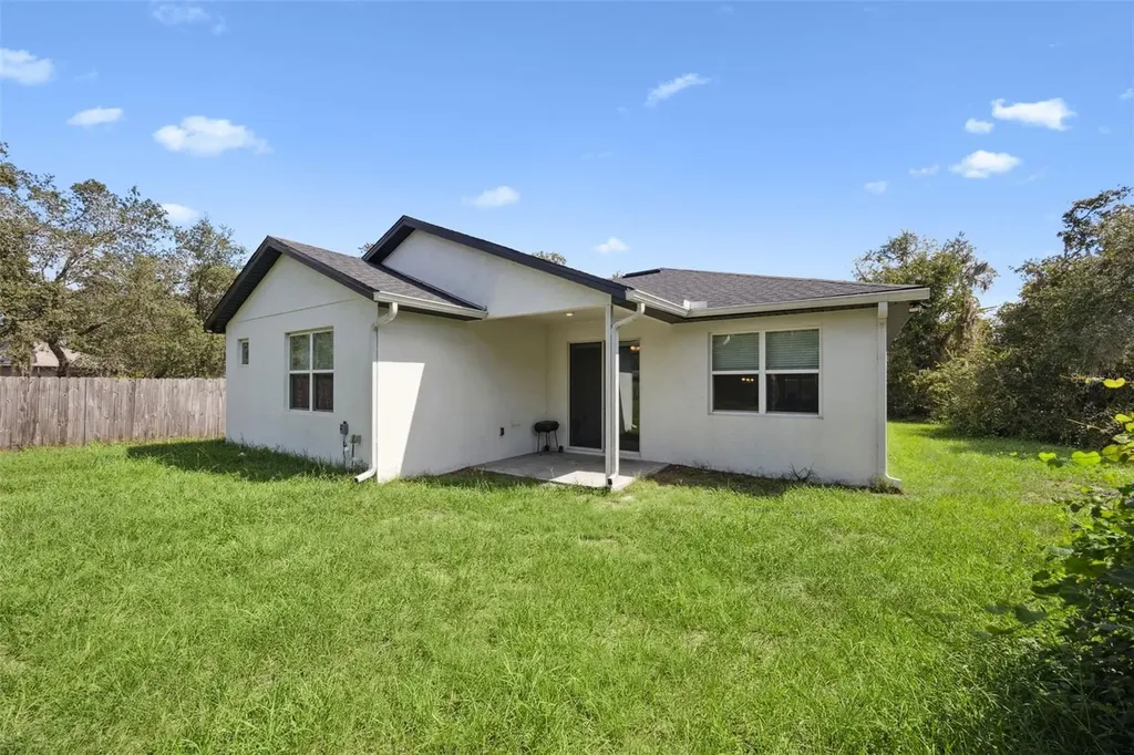 1510 Central Parkway Deland FL 32724