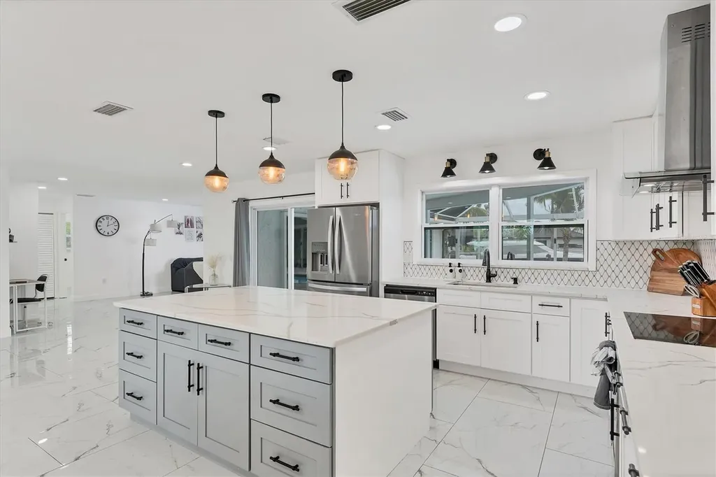 19399 Abhenry Circle Port Charlotte FL 33948