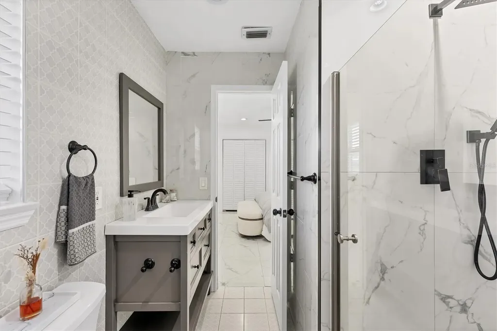 19399 Abhenry Circle Port Charlotte FL 33948