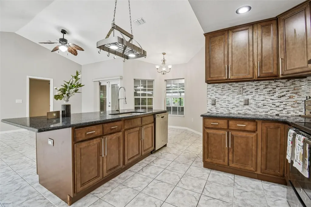 5504 Bruton Road Plant City FL 33565