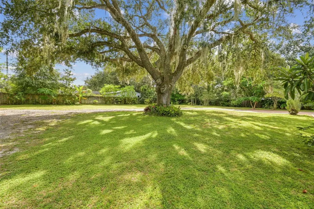 5504 Bruton Road Plant City FL 33565