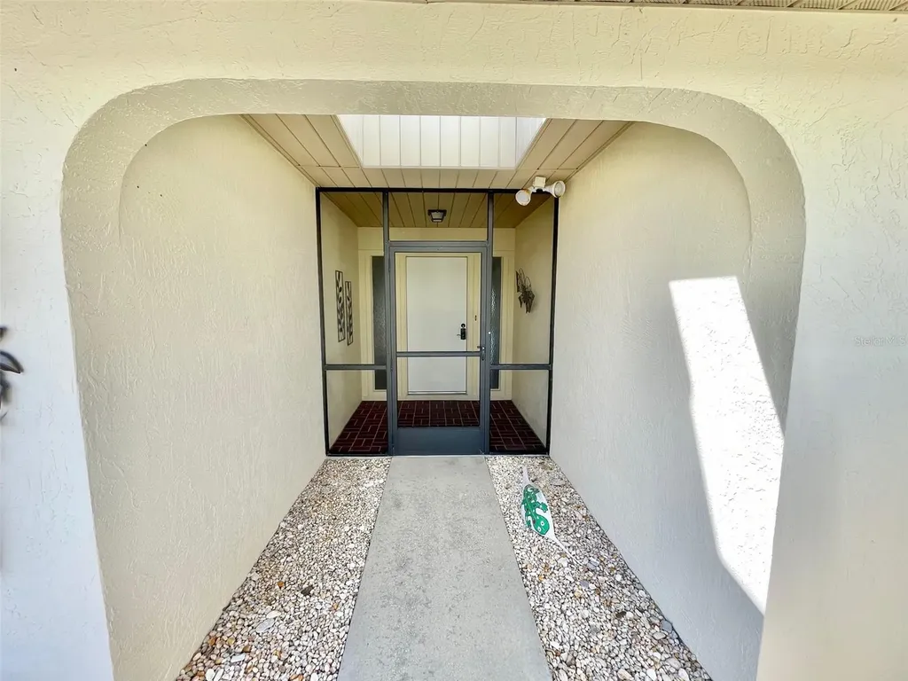 126 Sandstone Circle Venice FL 34293
