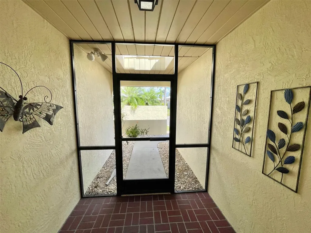 126 Sandstone Circle Venice FL 34293