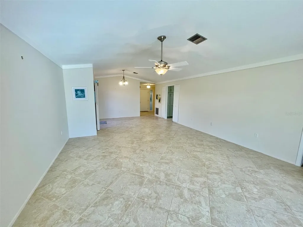 126 Sandstone Circle Venice FL 34293