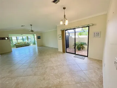126 Sandstone Circle Venice FL 34293