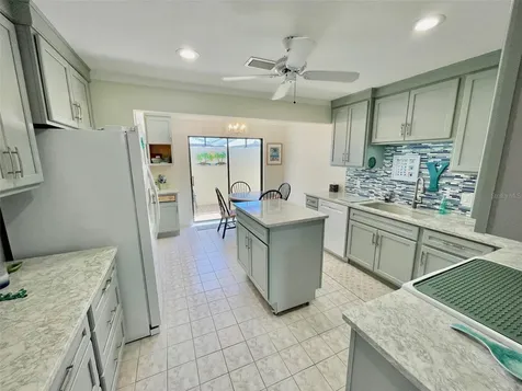 126 Sandstone Circle Venice FL 34293