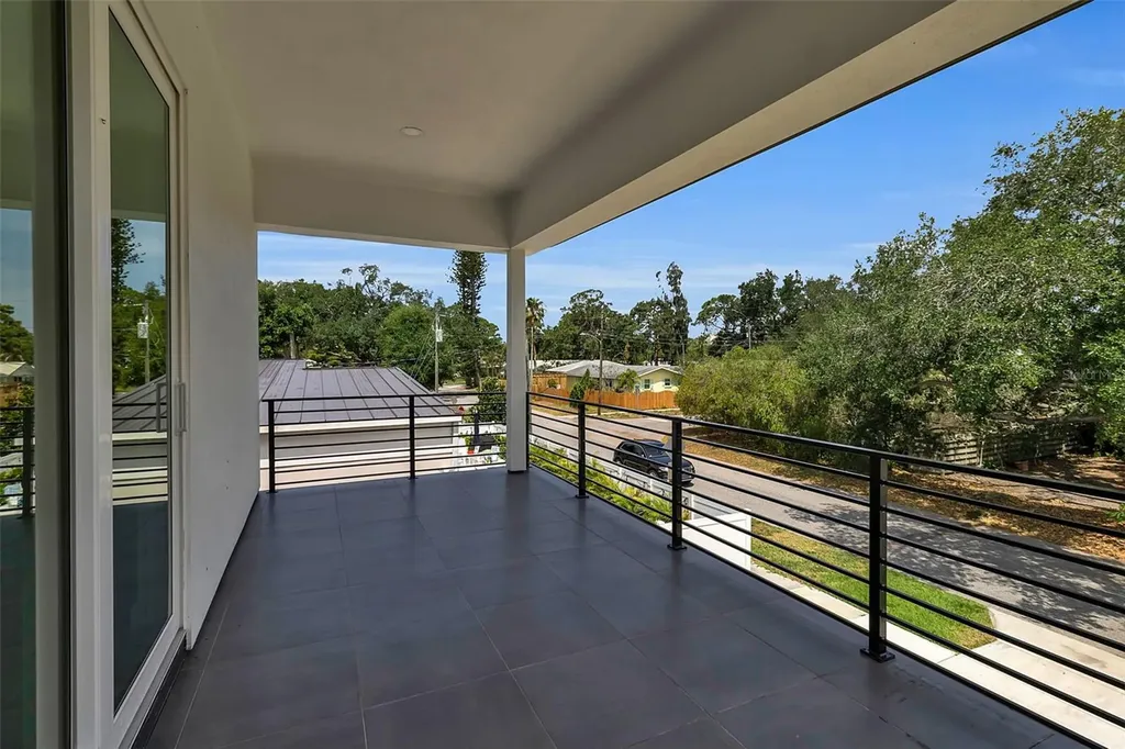 2516 Browning Street Sarasota FL 34237