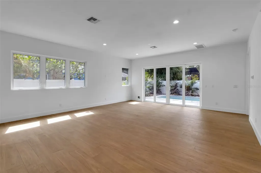 2516 Browning Street Sarasota FL 34237