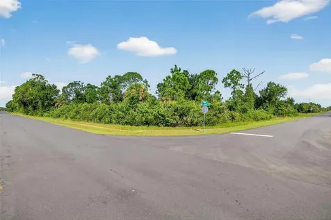 10382 Deerwood Avenue Englewood FL 34224