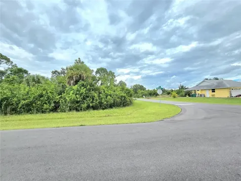 10382 Deerwood Avenue Englewood FL 34224