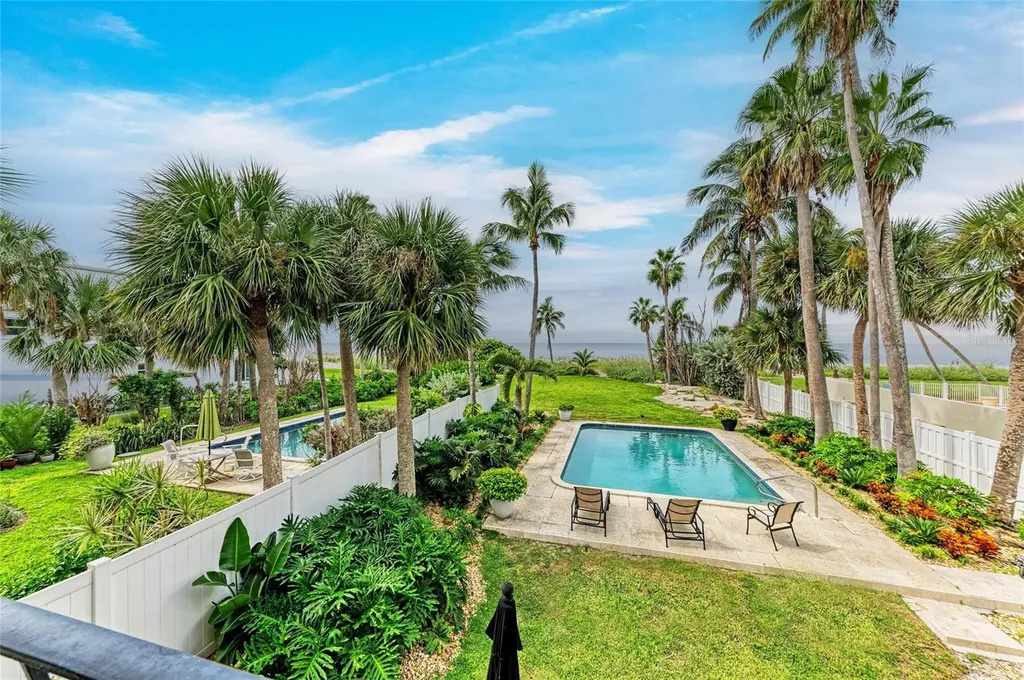 4473 Gulf Of Mexico Drive Longboat Key FL 34228
