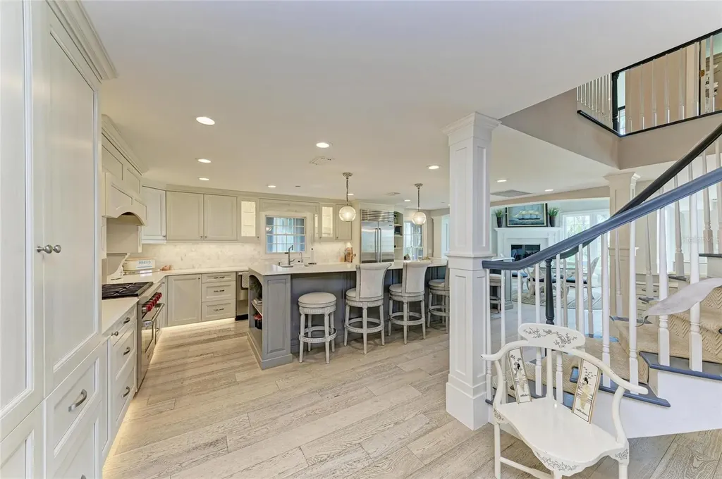 4473 Gulf Of Mexico Drive Longboat Key FL 34228