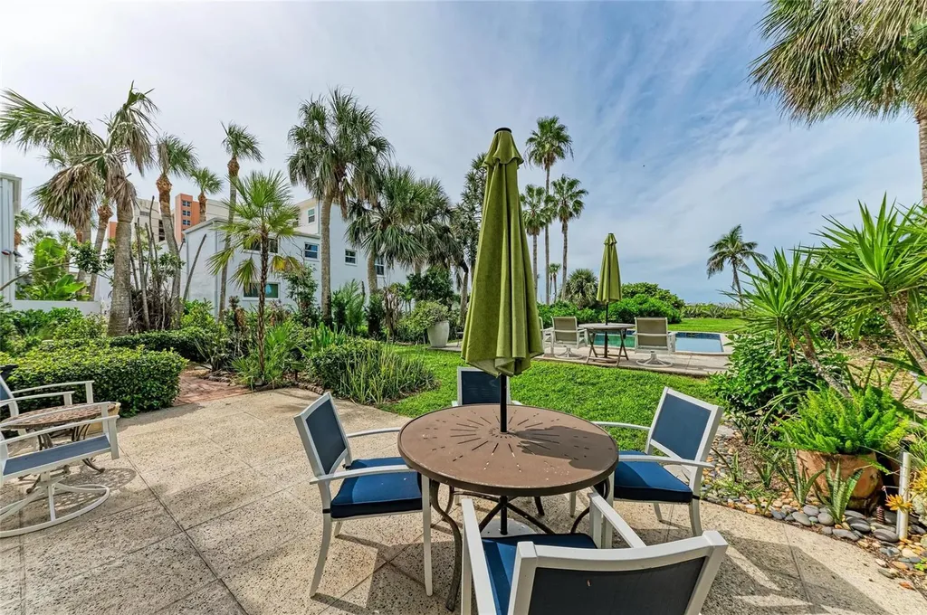 4473 Gulf Of Mexico Drive Longboat Key FL 34228