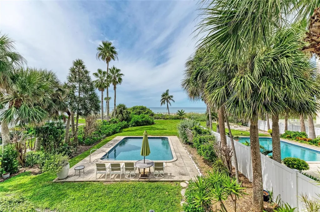 4473 Gulf Of Mexico Drive Longboat Key FL 34228