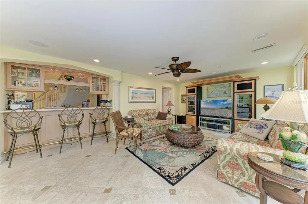 4473 Gulf Of Mexico Drive Longboat Key FL 34228