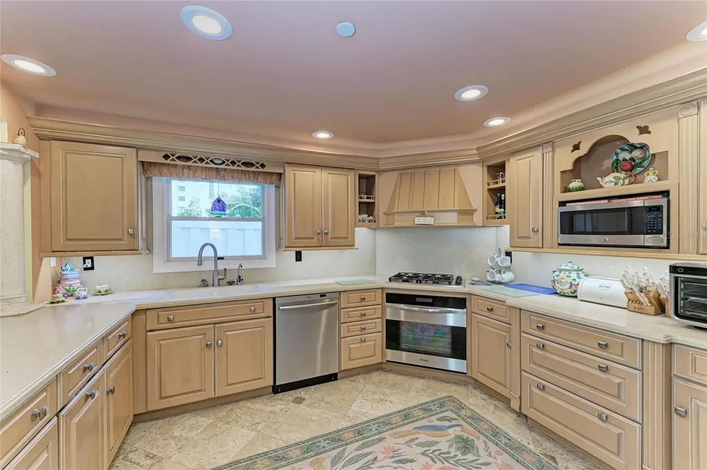4473 Gulf Of Mexico Drive Longboat Key FL 34228