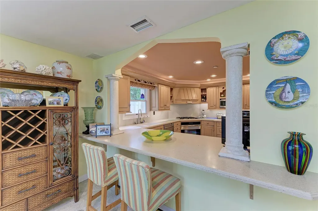 4473 Gulf Of Mexico Drive Longboat Key FL 34228