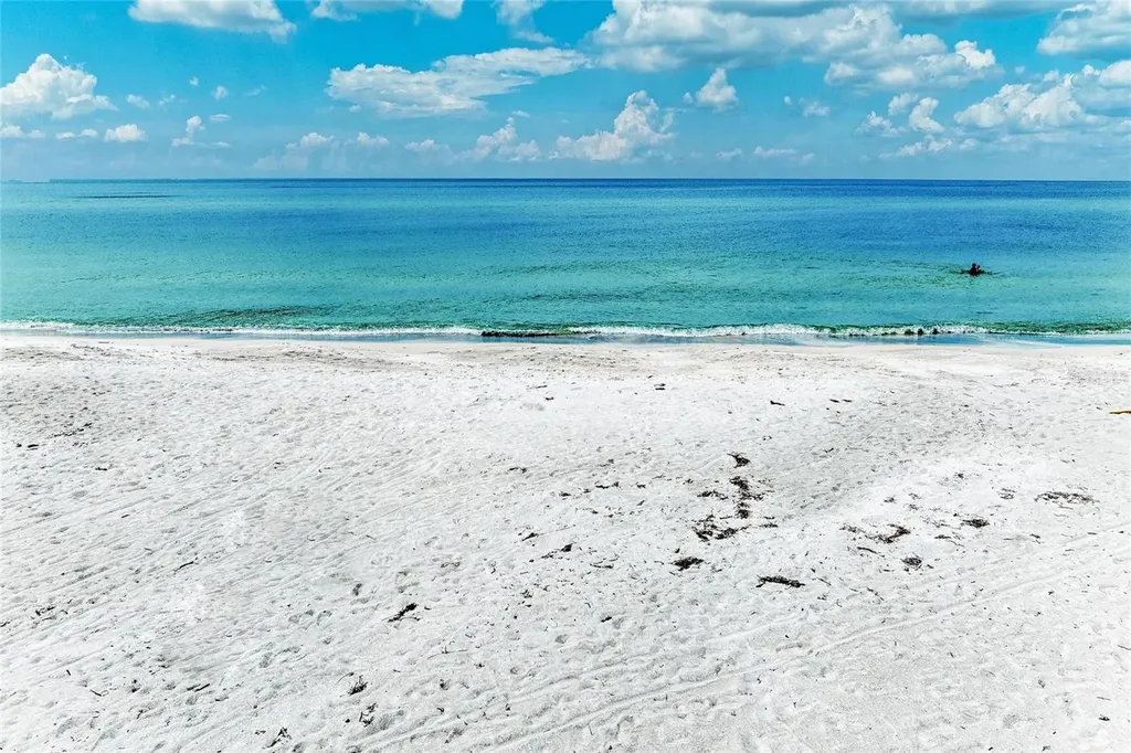4473 Gulf Of Mexico Drive Longboat Key FL 34228