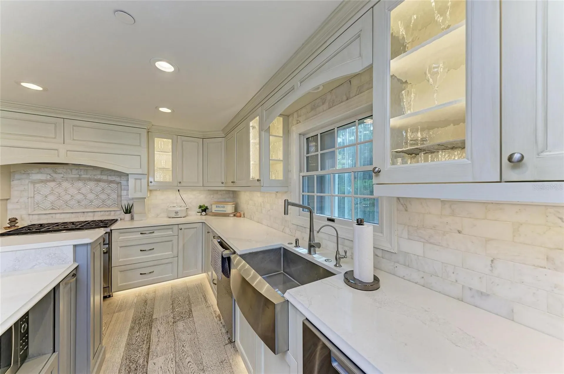 4473 Gulf Of Mexico Drive Longboat Key FL 34228