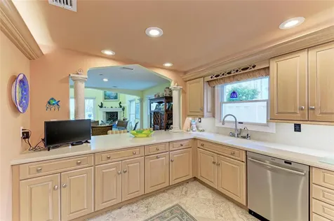 4473 Gulf Of Mexico Drive Longboat Key FL 34228