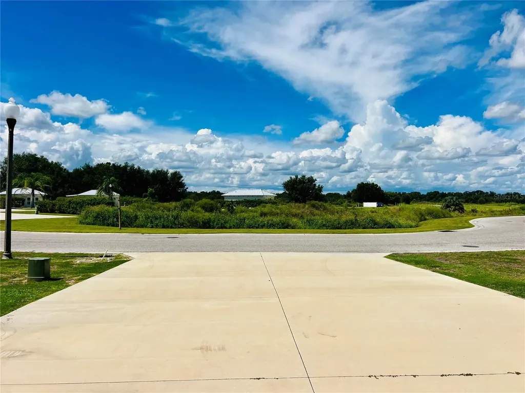 4813 SE 92nd Boulevard Webster FL 33597