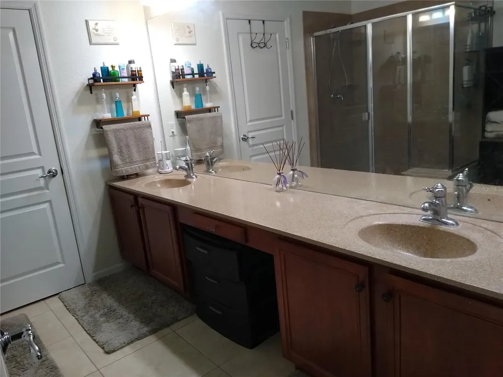 1212 Romani Avenue Davenport FL 33896