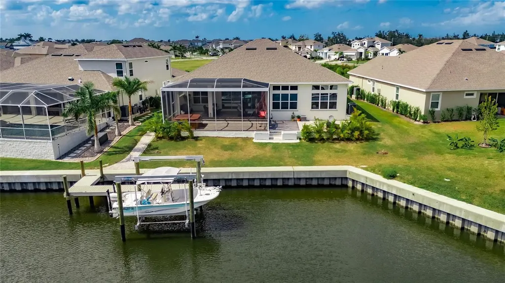 5975 Blakeney Loop Apollo Beach FL 33572