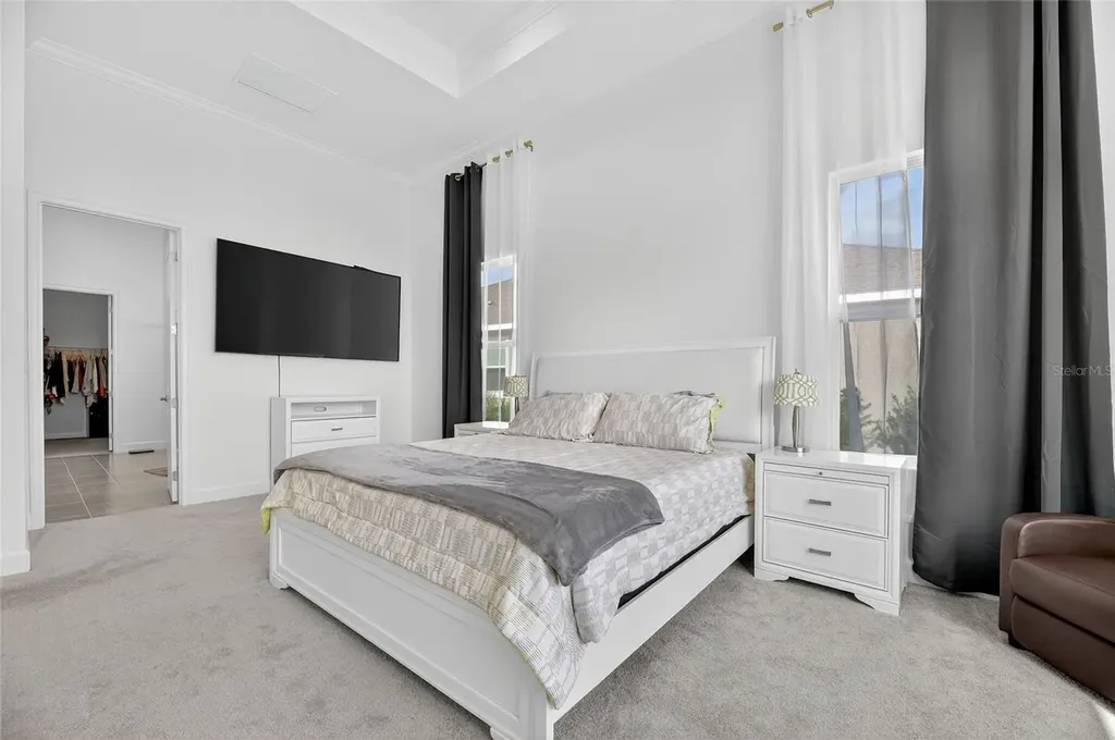 5975 Blakeney Loop Apollo Beach FL 33572