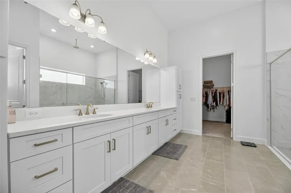 5975 Blakeney Loop Apollo Beach FL 33572