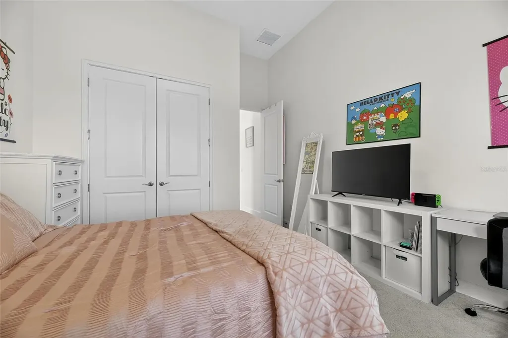 5975 Blakeney Loop Apollo Beach FL 33572