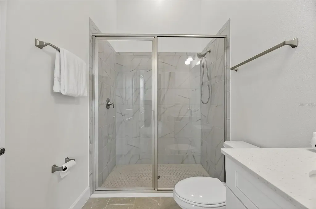 5975 Blakeney Loop Apollo Beach FL 33572