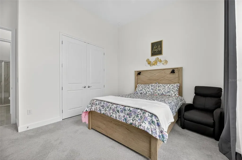 5975 Blakeney Loop Apollo Beach FL 33572