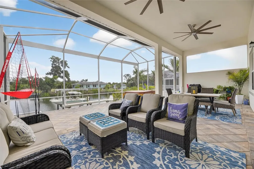 5975 Blakeney Loop Apollo Beach FL 33572