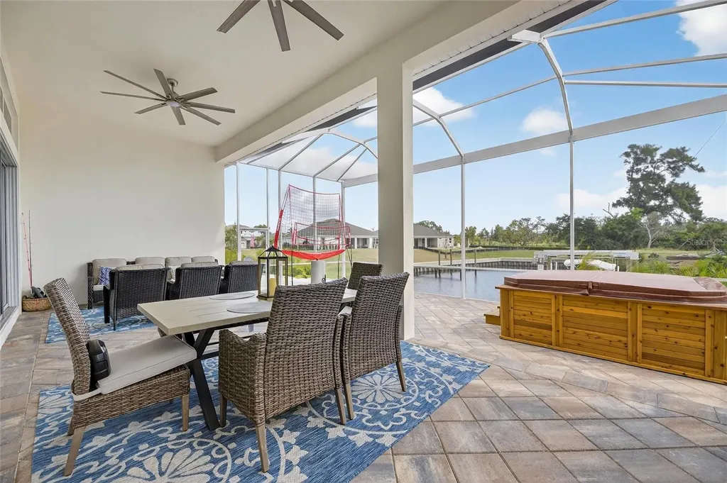 5975 Blakeney Loop Apollo Beach FL 33572