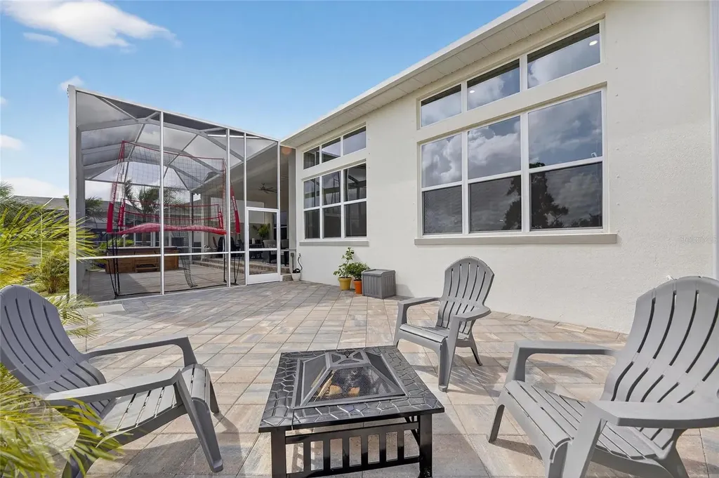 5975 Blakeney Loop Apollo Beach FL 33572