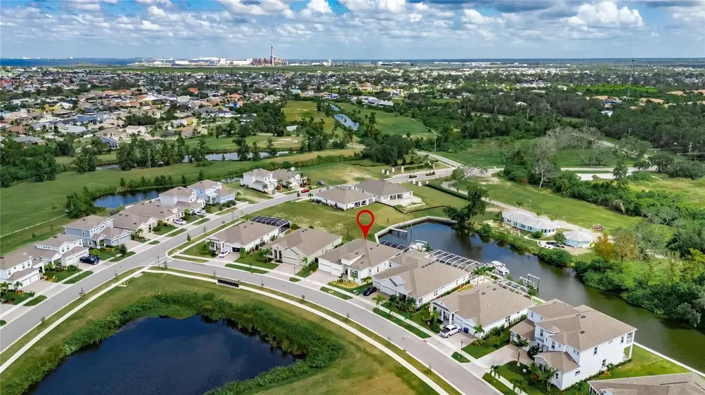 5975 Blakeney Loop Apollo Beach FL 33572