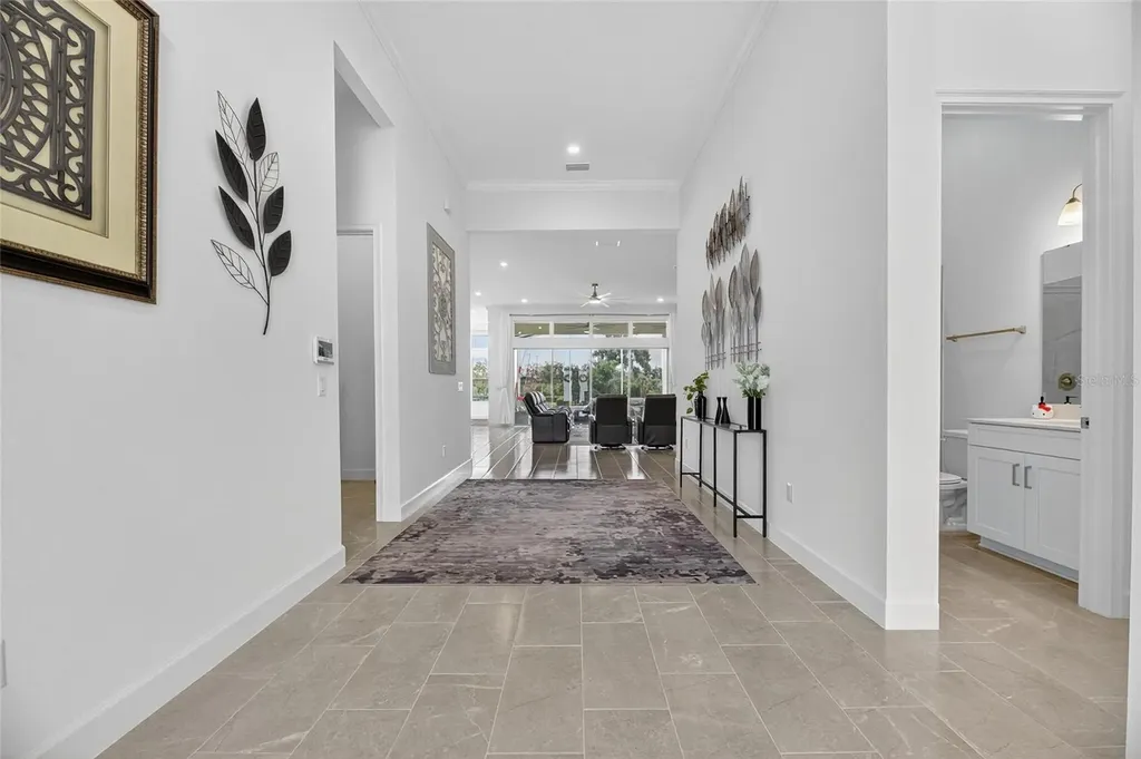 5975 Blakeney Loop Apollo Beach FL 33572