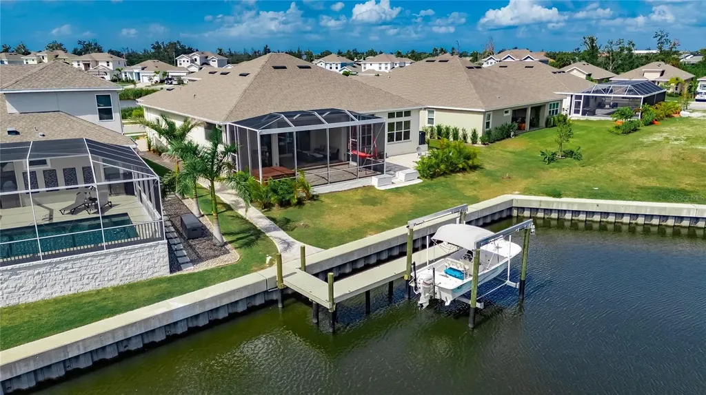 5975 Blakeney Loop Apollo Beach FL 33572