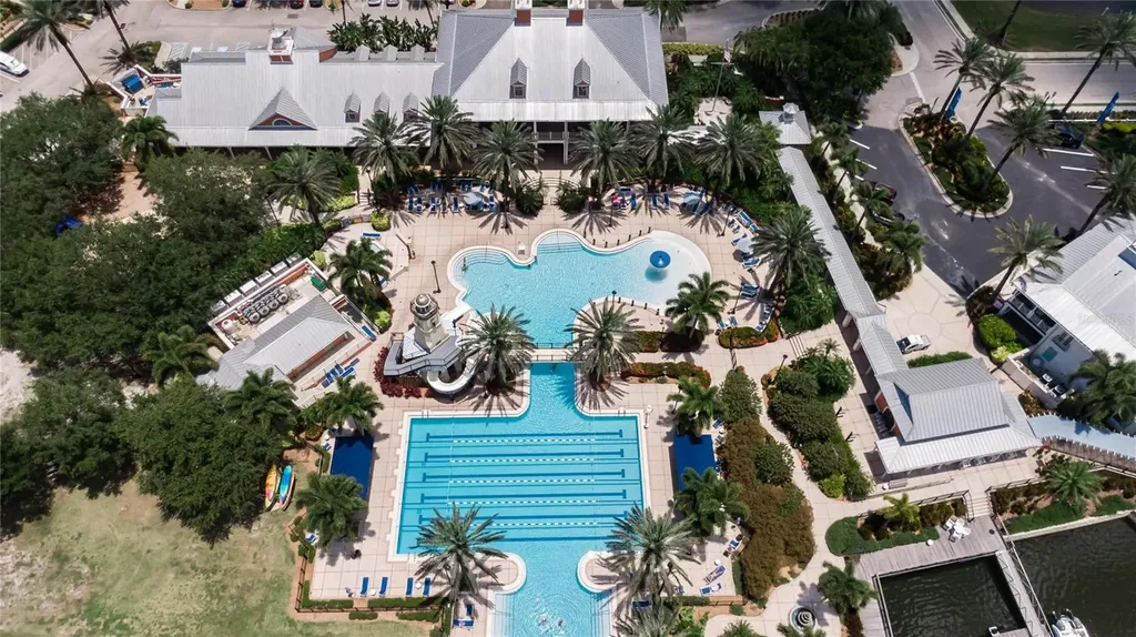 5975 Blakeney Loop Apollo Beach FL 33572