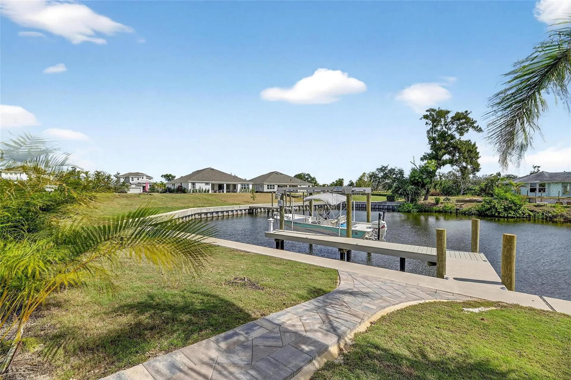 5975 Blakeney Loop Apollo Beach FL 33572