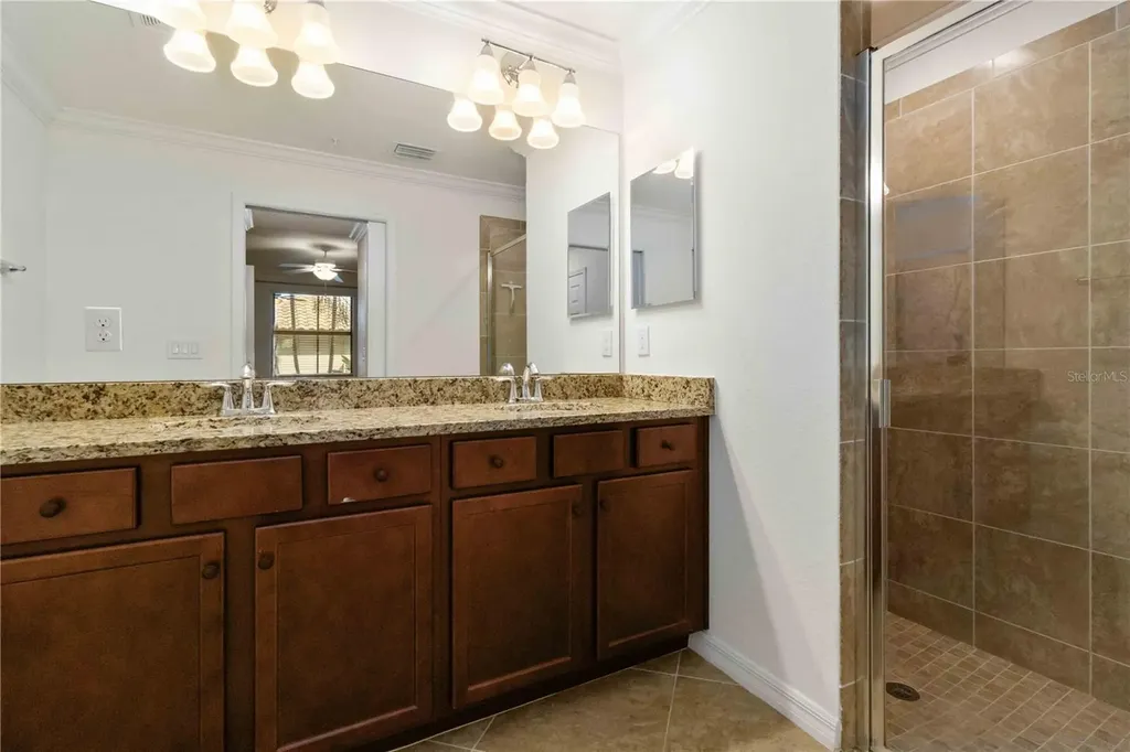 5614 Palmer Circle Bradenton FL 34211